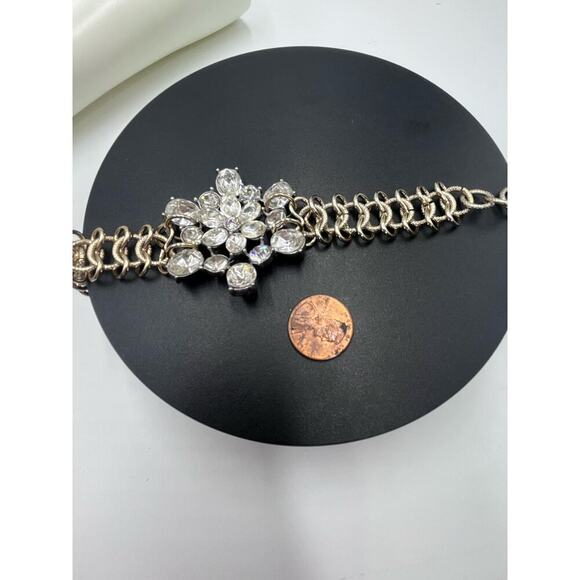 Lulu Frost for J. crew Gold Tone Rhinestone Cluster Statement  bracelet - Picture 10 of 13